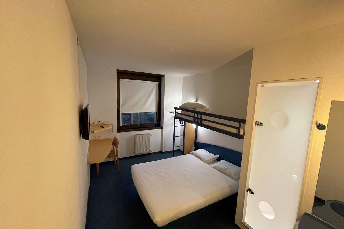 Kyriad Direct Montauban Centre エクステリア 写真
