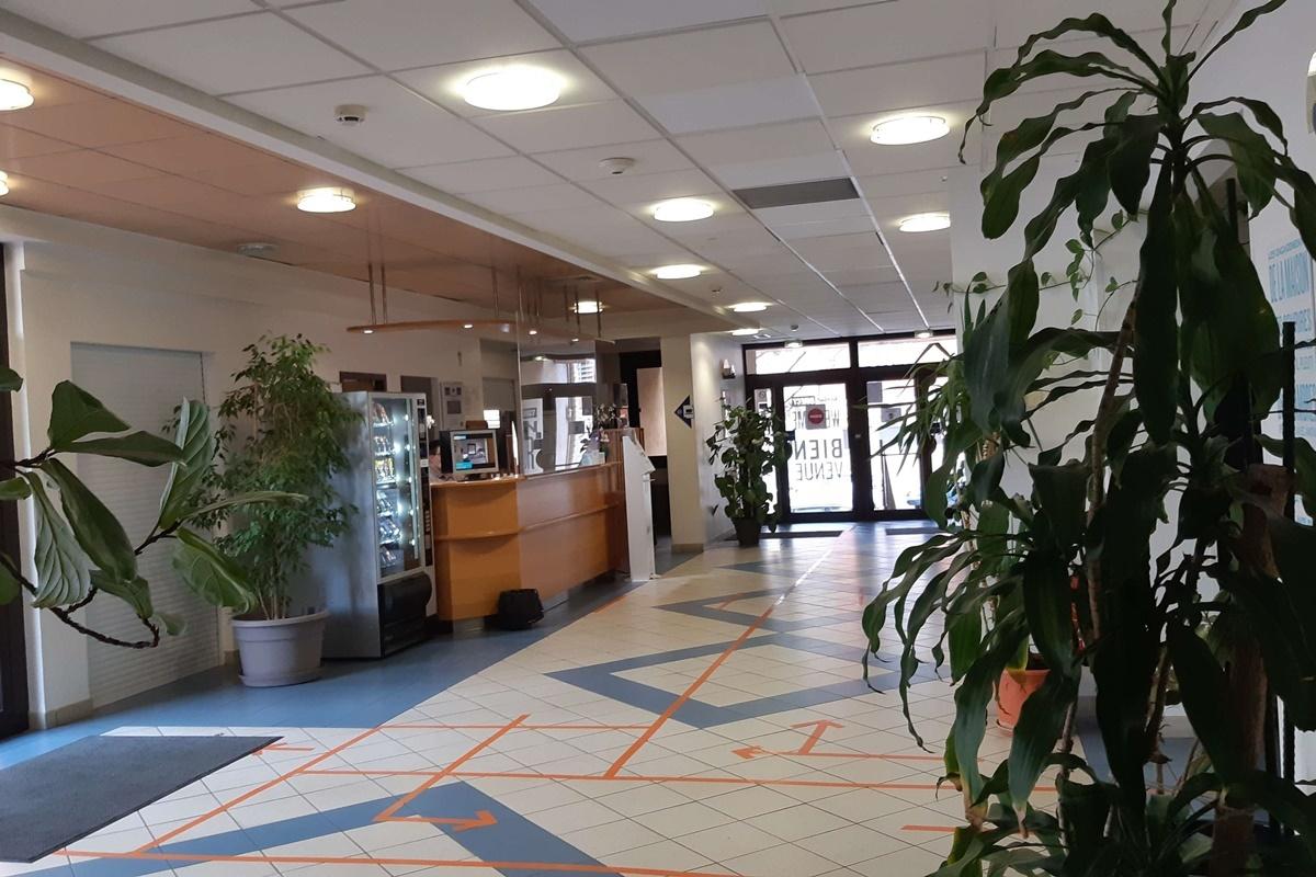 Kyriad Direct Montauban Centre エクステリア 写真