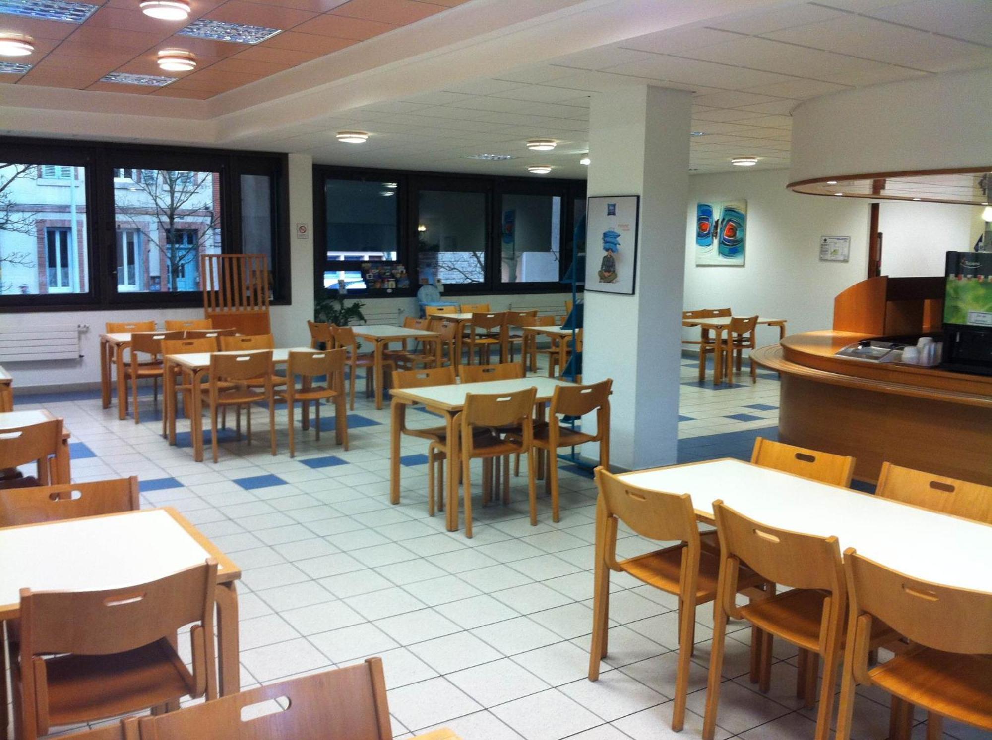 Kyriad Direct Montauban Centre エクステリア 写真